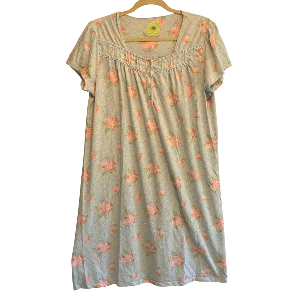 White Orchid Nightgown Med Floral Lace Cottagecore Shabby Chic Short‎ Sleeve